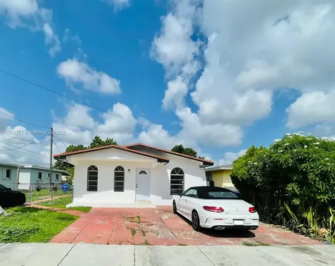 1220 NW 32nd Court Miami FL 33125