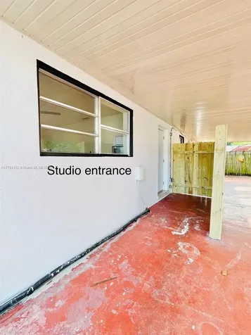 1220 NW 32nd Court Miami FL 33125