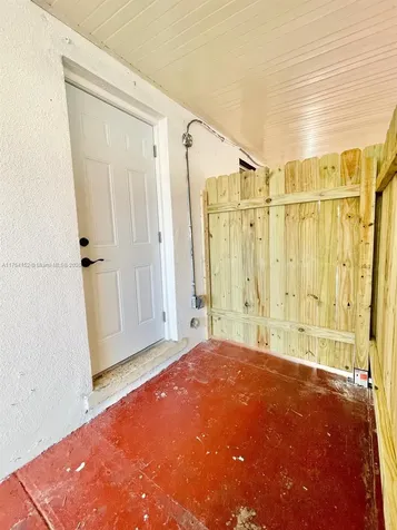 1220 NW 32nd Court Miami FL 33125