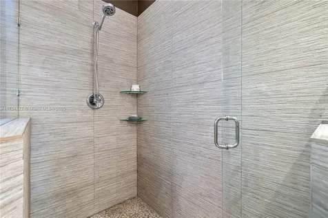 7546 NW 18th Drive Pembroke Pines FL 33024