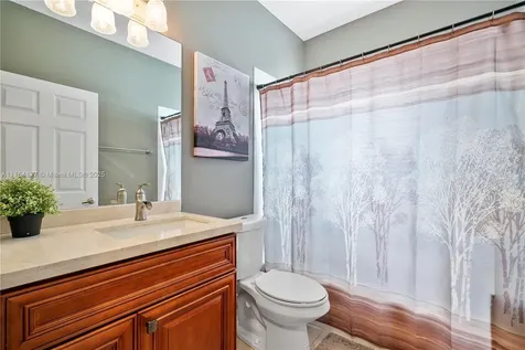 7546 NW 18th Drive Pembroke Pines FL 33024