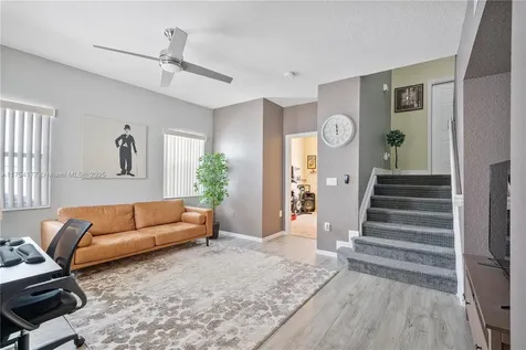 7546 NW 18th Drive Pembroke Pines FL 33024