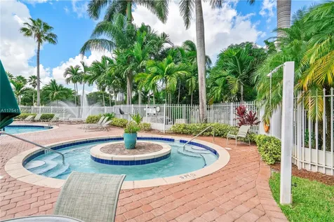 7546 NW 18th Drive Pembroke Pines FL 33024
