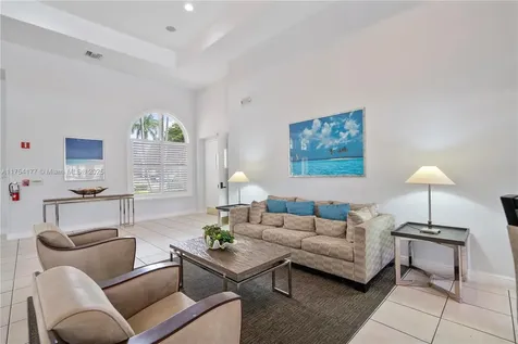 7546 NW 18th Drive Pembroke Pines FL 33024
