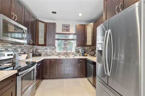 7546 NW 18th Drive Pembroke Pines FL 33024