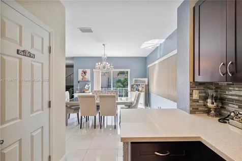 7546 NW 18th Drive Pembroke Pines FL 33024