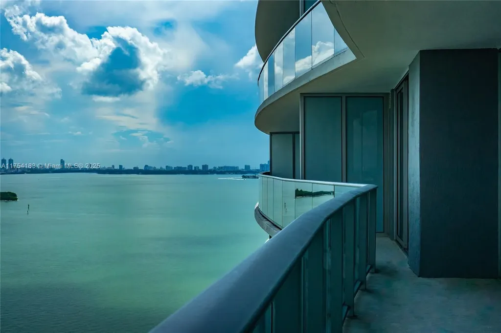 488 NE 18 Street Miami FL 33132