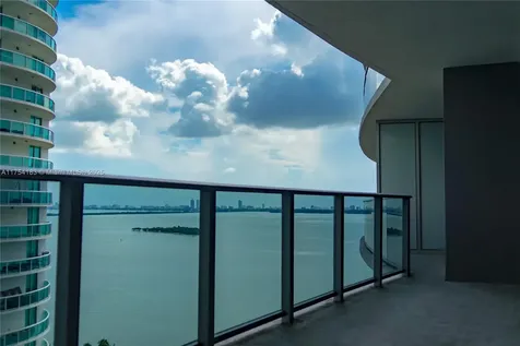 488 NE 18 Street Miami FL 33132