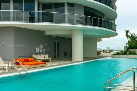 488 NE 18 Street Miami FL 33132