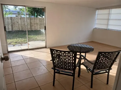 520 N 69th Avenue Hollywood FL 33024