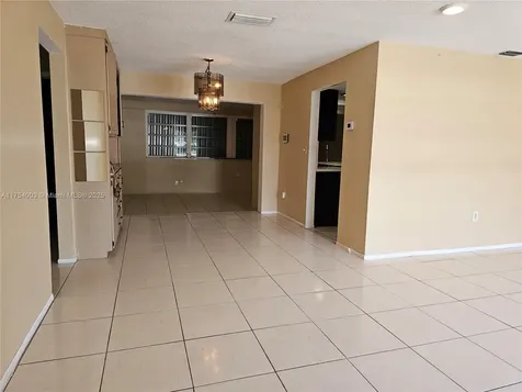 2415 NW 73rd Avenue Sunrise FL 33313
