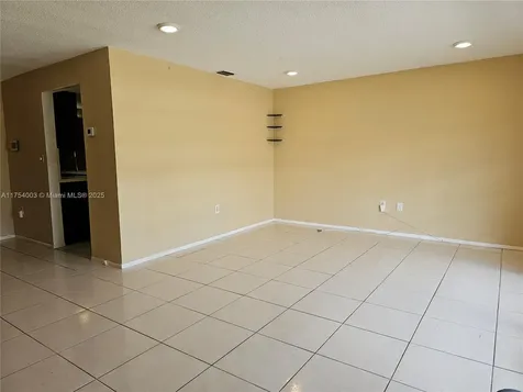 2415 NW 73rd Avenue Sunrise FL 33313