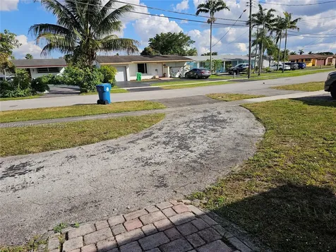 2415 NW 73rd Avenue Sunrise FL 33313