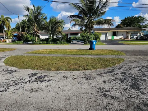 2415 NW 73rd Avenue Sunrise FL 33313