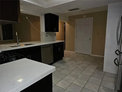 2415 NW 73rd Avenue Sunrise FL 33313