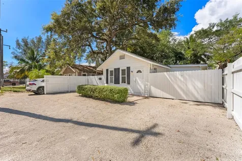 3180 Plaza Street Miami FL 33133
