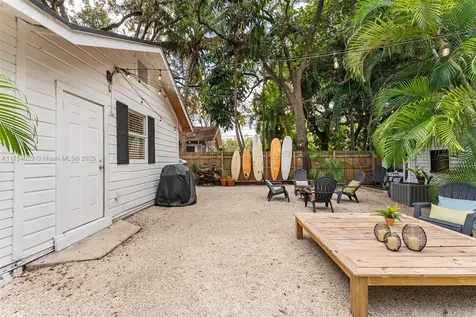 3180 Plaza Street Miami FL 33133