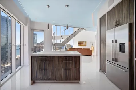 60 SW 13th Street Miami FL 33130