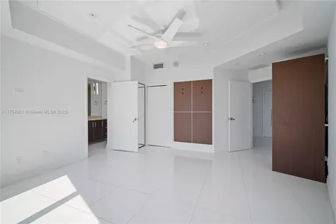 60 SW 13th Street Miami FL 33130