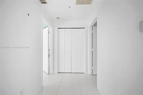 60 SW 13th Street Miami FL 33130