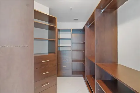 60 SW 13th Street Miami FL 33130