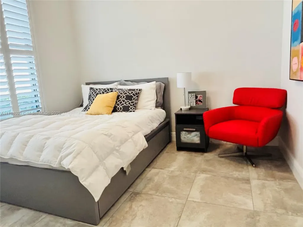 3815 NW 89th Way Coral Springs FL 33065