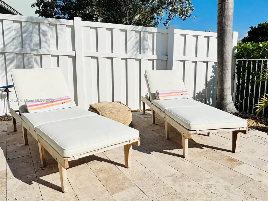 3815 NW 89th Way Coral Springs FL 33065