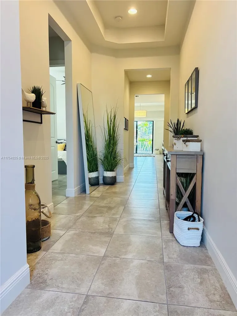 3815 NW 89th Way Coral Springs FL 33065