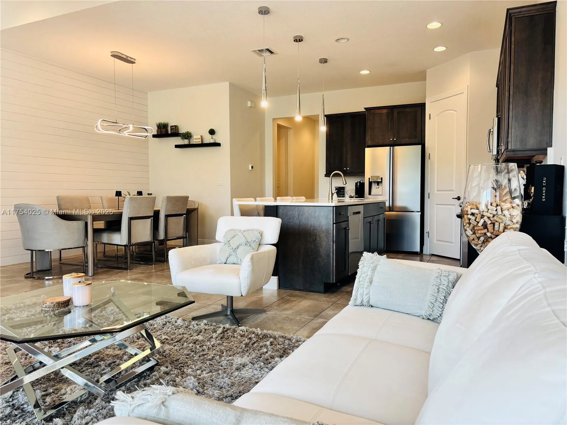 3815 NW 89th Way Coral Springs FL 33065