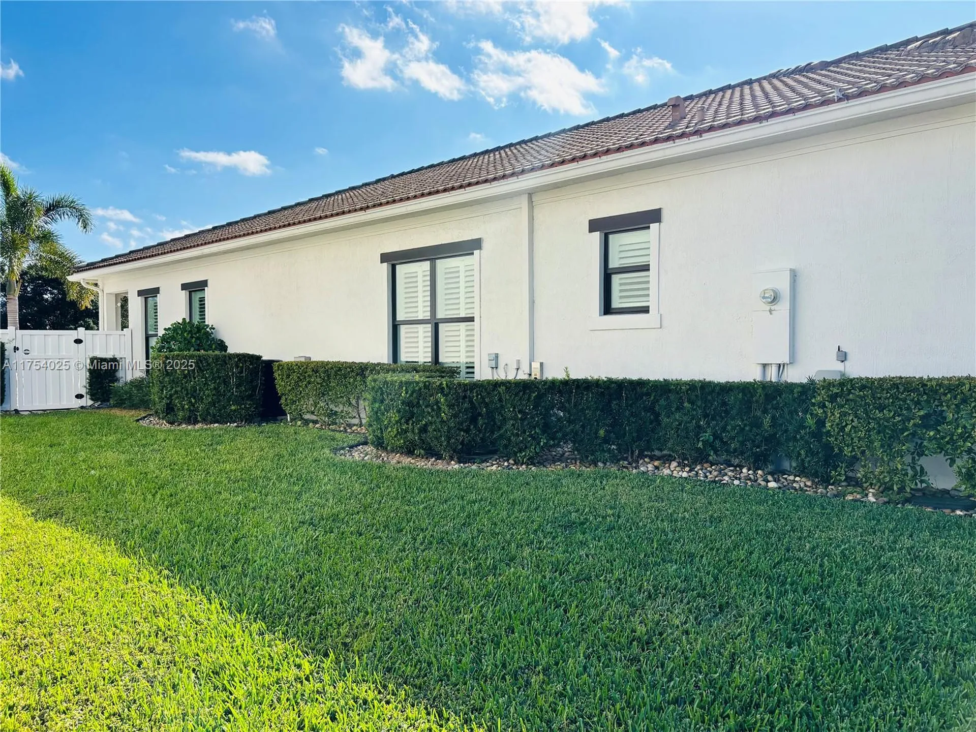 3815 NW 89th Way Coral Springs FL 33065