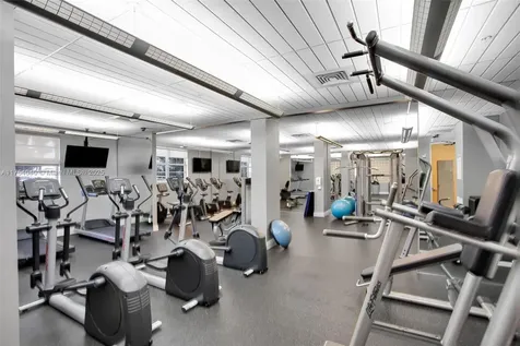 3901 S Ocean Drive Hollywood FL 33019