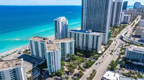 3901 S Ocean Drive Hollywood FL 33019