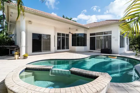 10968 Canary Island Court Plantation FL 33324