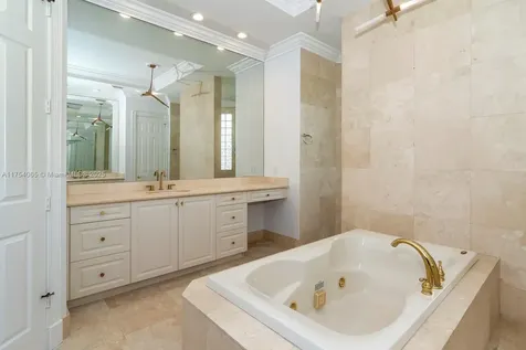 10968 Canary Island Court Plantation FL 33324