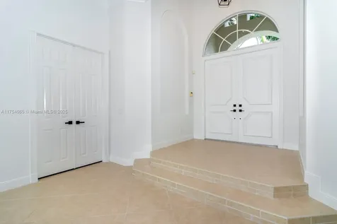 10968 Canary Island Court Plantation FL 33324