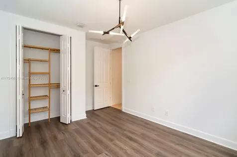 10968 Canary Island Court Plantation FL 33324