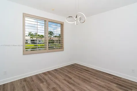10968 Canary Island Court Plantation FL 33324