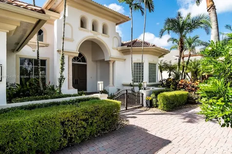 10968 Canary Island Court Plantation FL 33324