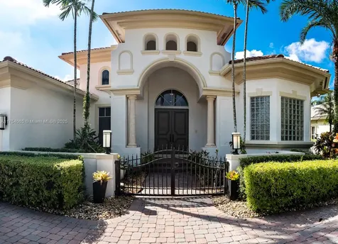 10968 Canary Island Court Plantation FL 33324