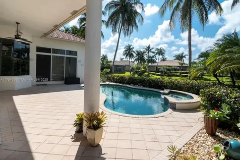 10968 Canary Island Court Plantation FL 33324