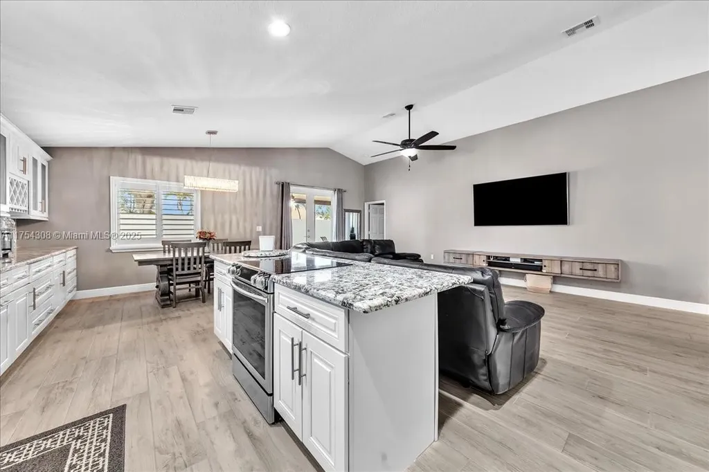 10251 SW 58th Street Cooper City FL 33328