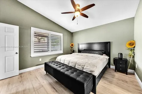 10251 SW 58th Street Cooper City FL 33328