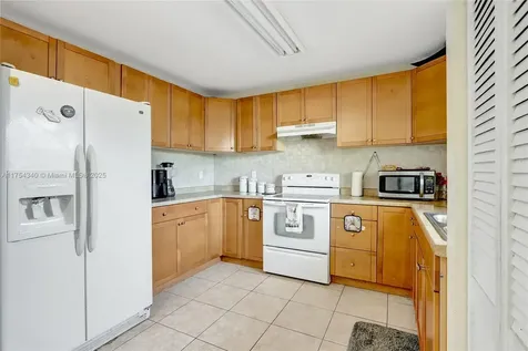 1038 NW 8th Street Hallandale Beach FL 33009