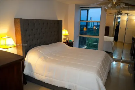 20335 W Country Club Drive Aventura FL 33180