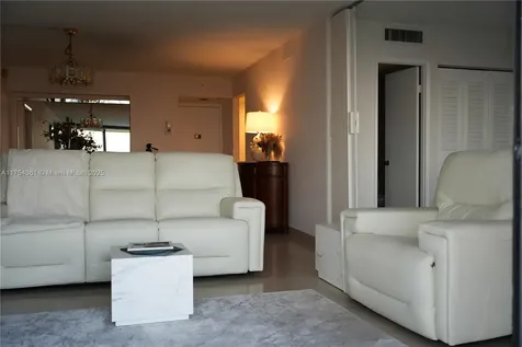 20335 W Country Club Drive Aventura FL 33180