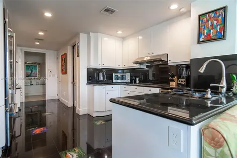 7241 Fisher Island Drive Miami Beach FL 33109