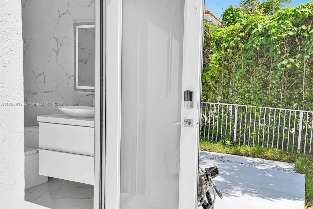 2578 NW 63rd Lane Boca Raton FL 33496