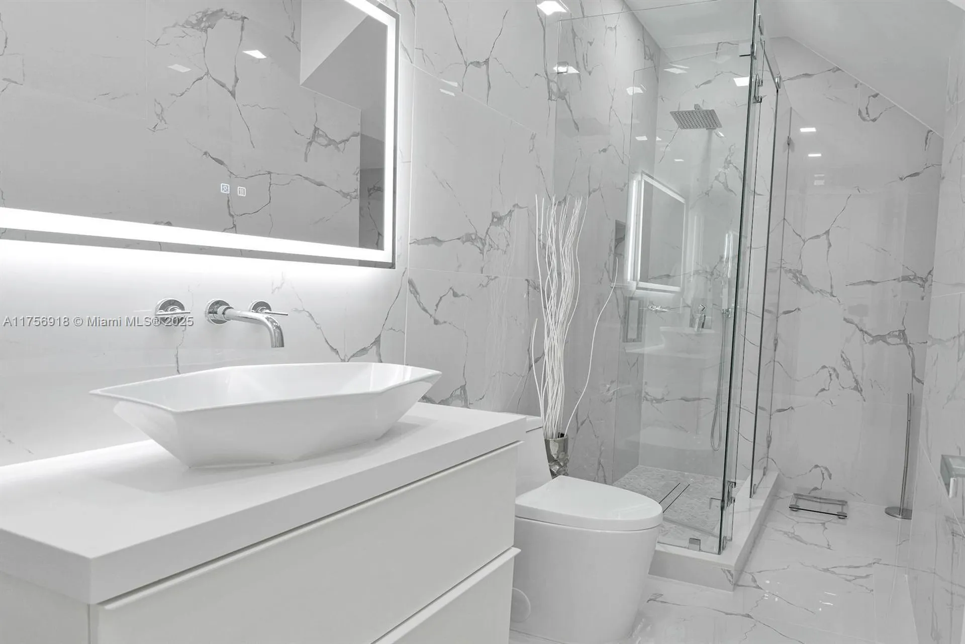 2578 NW 63rd Lane Boca Raton FL 33496