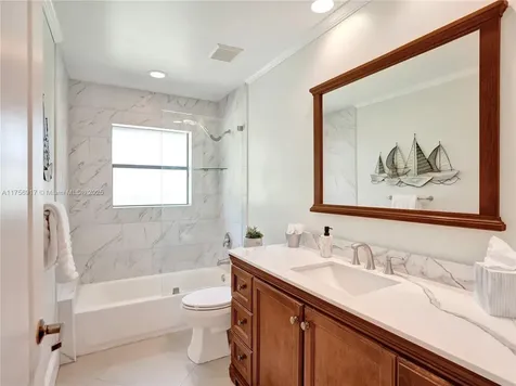 1034 Poplar Circle Weston FL 33326