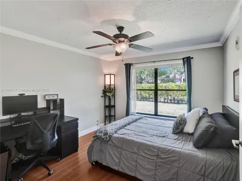 1034 Poplar Circle Weston FL 33326